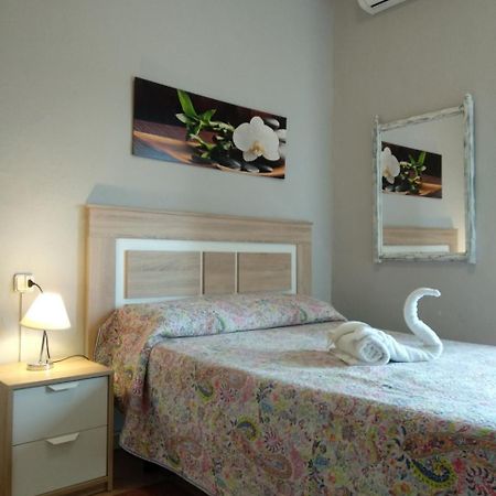 Pension Riosol Seville Exterior photo