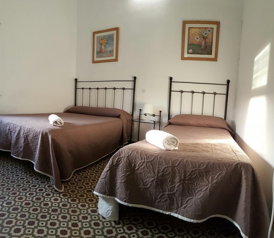 Pension Riosol Seville Room photo